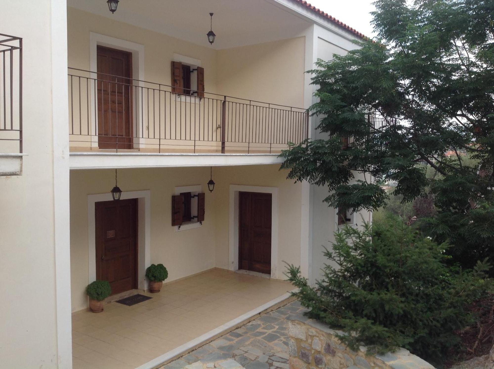 Xenonas Nikia Hotel Yerakion Exterior foto